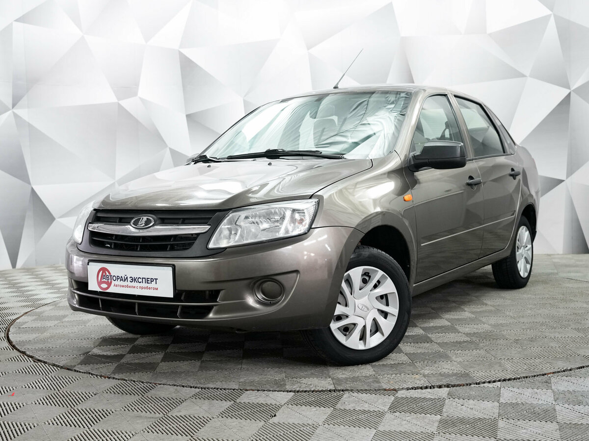 Открыть фотографии: Lada (ВАЗ) Granta I