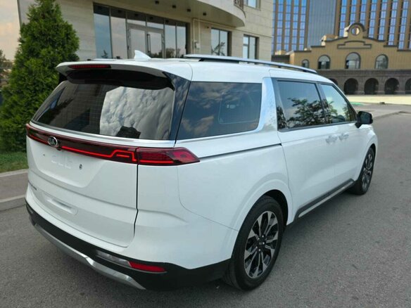 2020 Kia Carnival IV, белый, 2290000 рублей - вид 11