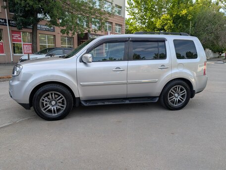 2013 Honda Pilot II Рестайлинг, серый, 1825000 рублей, вид 5