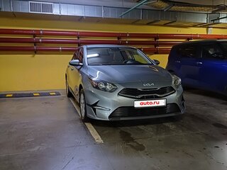 2022 Kia Ceed III Рестайлинг, серый, 2150000 рублей, вид 2