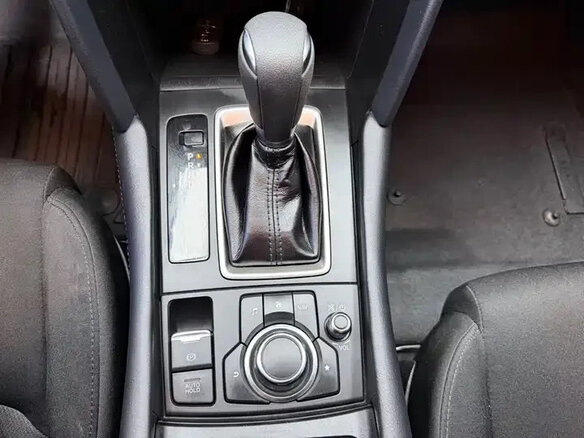 2022 Mazda CX-4 I Рестайлинг, чёрный, 1586000 рублей - вид 10