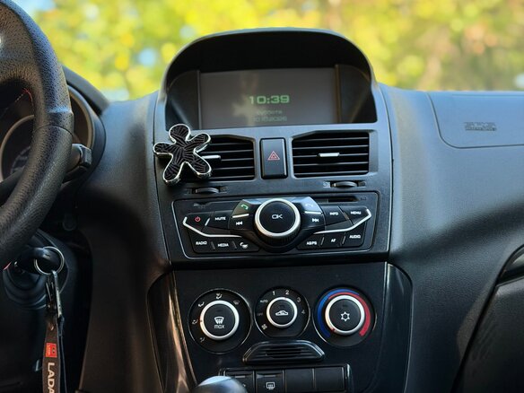 2015 Lada (ВАЗ) Kalina Sport II, белый, 850000 рублей - вид 25