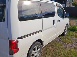 2009 Nissan NV200, белый, 850000 рублей, вид 5