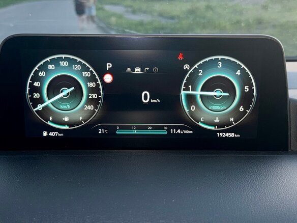 2021 Hyundai Staria I, чёрный, 4050000 рублей - вид 15