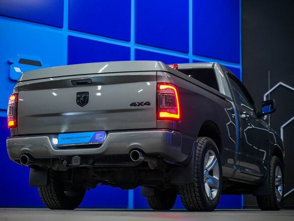 2011 Dodge RAM IV (DS/DJ), серый, 3150000 рублей - вид 5
