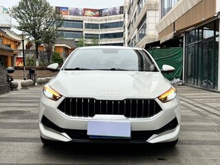2023 Kia K3 II (China Market) Рестайлинг, белый, 1300000 рублей, вид 2