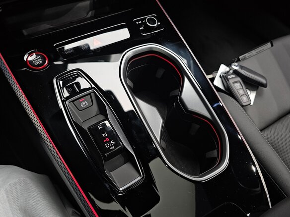 2026 Audi A6 VI (C9), чёрный, 9090548 рублей - вид 9