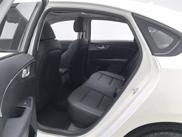 2021 Kia K3 II (China Market), белый, 1520000 рублей - вид 14