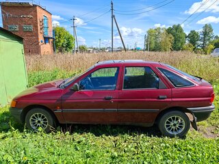 1993 Ford Escort V Рестайлинг 1, красный, 82000 рублей, вид 2