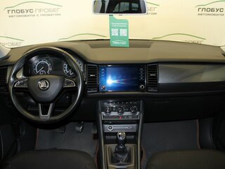 2019 Skoda Kodiaq I, белый, 1896000 рублей, вид 4