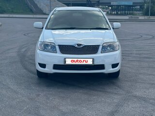 2004 Toyota Corolla Runx IX (E120, E130) Рестайлинг, белый, 645000 рублей, вид 2