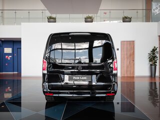 2026 Mercedes-Benz V-Класс Extra Long 300 d экстра длинный III (W447) Рестайлинг 2, чёрный, 14650000 рублей, вид 4