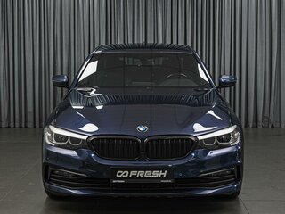 2019 BMW 5 серии 520d VII (G30/G31/G38), синий, 3120500 рублей, вид 3