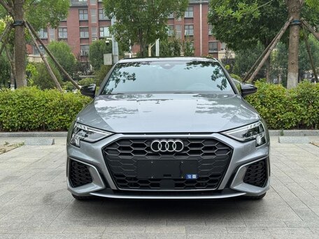 2022 Audi A3 35 TFSI IV (8Y), серый, 1910000 рублей, вид 2