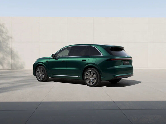 2026 Li Auto (Lixiang) L8 52.3 kWh I Рестайлинг, зелёный, 10390000 рублей - вид 3