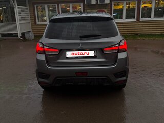 2023 Mitsubishi ASX I Рестайлинг 3, серый, 2300000 рублей, вид 4