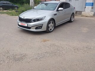 2014 Kia Optima III Рестайлинг, серебристый, 1370000 рублей, вид 2