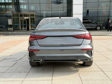 2023 Audi A3 35 TFSI Long IV (8Y), серый, 1950000 рублей, вид 4