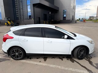 2014 Ford Focus III, белый, 840000 рублей, вид 3