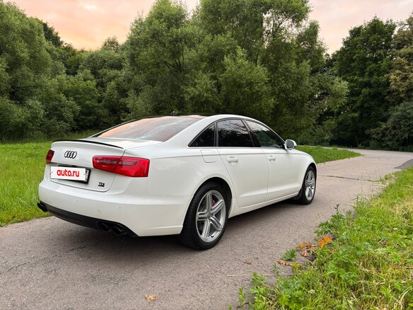 2011 Audi A6 IV (C7), белый, 1600000 рублей - вид 12