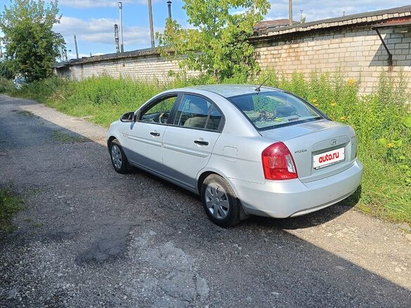 2008 Hyundai Verna II, серебристый - вид 3