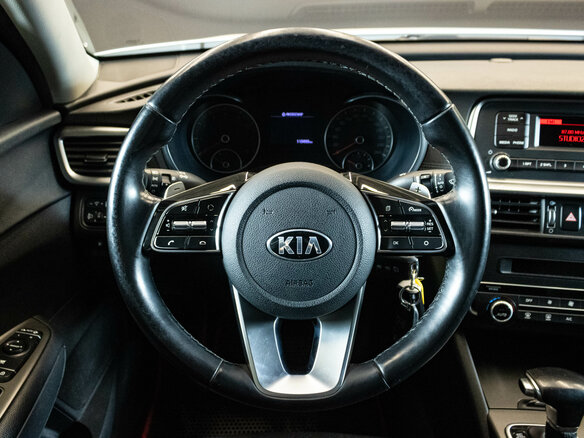 2019 Kia Optima IV Рестайлинг, белый, 1930000 рублей - вид 6