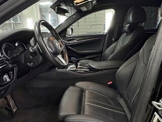2018 BMW 5 серии 540i VII (G30/G31/G38), чёрный, 3000000 рублей, вид 2