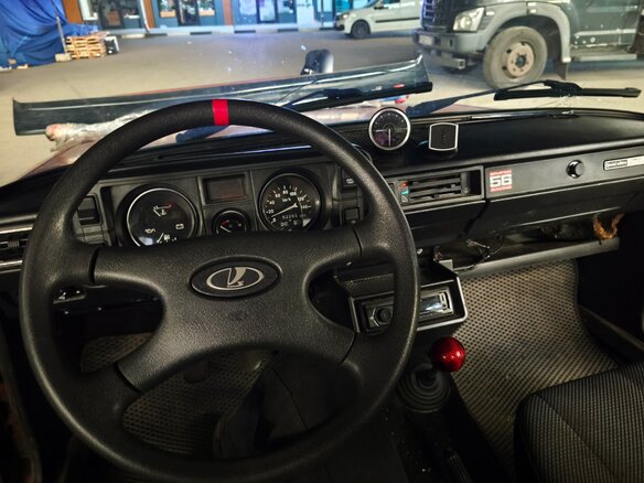 2006 Lada (ВАЗ) 2105, пурпурный, 220000 рублей - вид 7