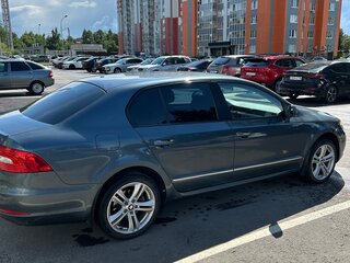 2014 Skoda Superb DSG II Рестайлинг, серый, 900000 рублей, вид 2