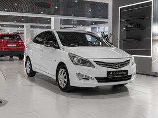 2014 Hyundai Solaris I Рестайлинг, белый, 720000 рублей, вид 2