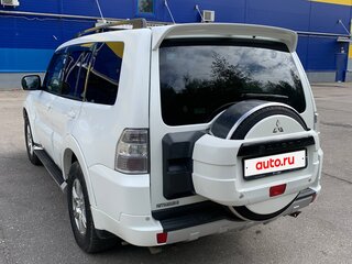 2012 Mitsubishi Pajero IV Рестайлинг 1, белый, 1500000 рублей, вид 4