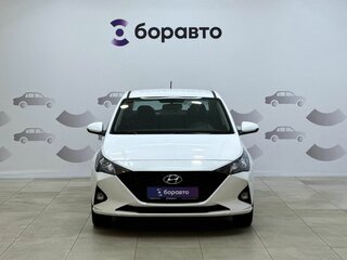 2021 Hyundai Solaris II Рестайлинг, белый, 1580000 рублей, вид 2