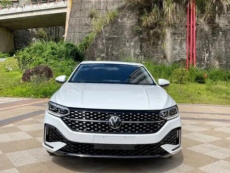 2023 Volkswagen Lavida III Рестайлинг, белый, 1440000 рублей, вид 2