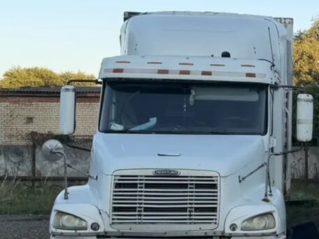 1999 Freightliner Century Class, белый, 1000000 рублей, вид 2