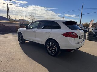 2013 Porsche Cayenne S Diesel II (958), белый, 2650000 рублей, вид 5