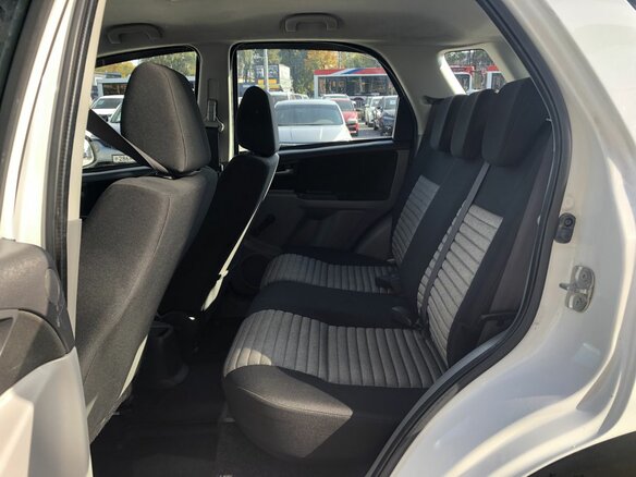 2010 Suzuki SX4 I (Classic) Рестайлинг, белый - вид 10