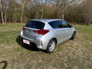 2014 Toyota Auris II, серый, 980000 рублей, вид 3