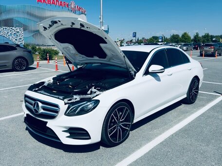2019 Mercedes-Benz E-Класс 200 V (W213, S213, C238), белый, 3550000 рублей, вид 2
