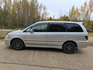 2000 Nissan Bassara, серый, 520000 рублей, вид 4