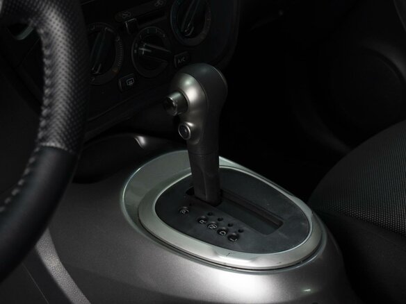 2014 Nissan Juke I, фиолетовый, 1090000 рублей - вид 12