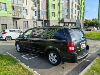 2007 Chrysler Town & Country V, чёрный, 760000 рублей, вид 3