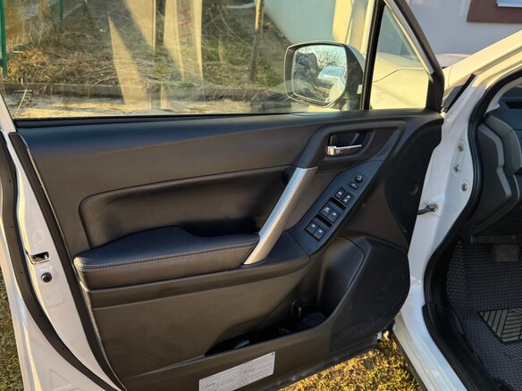 2013 Subaru Forester IV, белый, 1650000 рублей - вид 13
