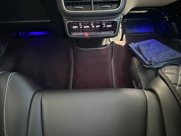 2024 Mercedes-Benz GLS 580 II (X167) Рестайлинг, чёрный, 16200000 рублей - вид 16