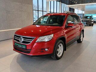 2010 Volkswagen Tiguan I, красный, 879000 рублей, вид 3
