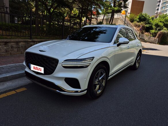 2025 Genesis GV70 I Рестайлинг, белый, 7985069 рублей