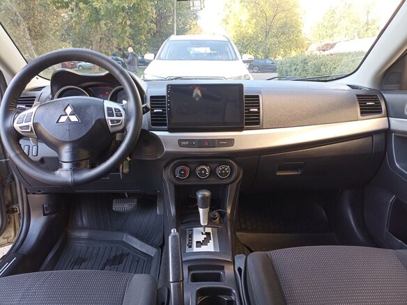 2008 Mitsubishi Lancer X, бежевый, 610000 рублей - вид 14
