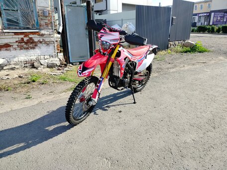 2022 Regulmoto CR-Z 300, красный, 145000 рублей, вид 2