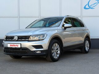 2017 Volkswagen Tiguan II, серебристый, 2430000 рублей, вид 1