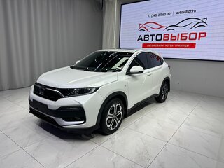 2022 Honda Vezel I Рестайлинг, белый, 1780000 рублей, вид 3