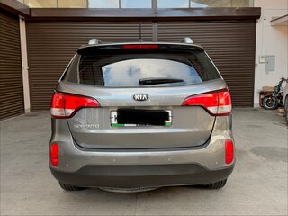 2017 Kia Sorento II Рестайлинг, серый, 1950000 рублей, вид 2
